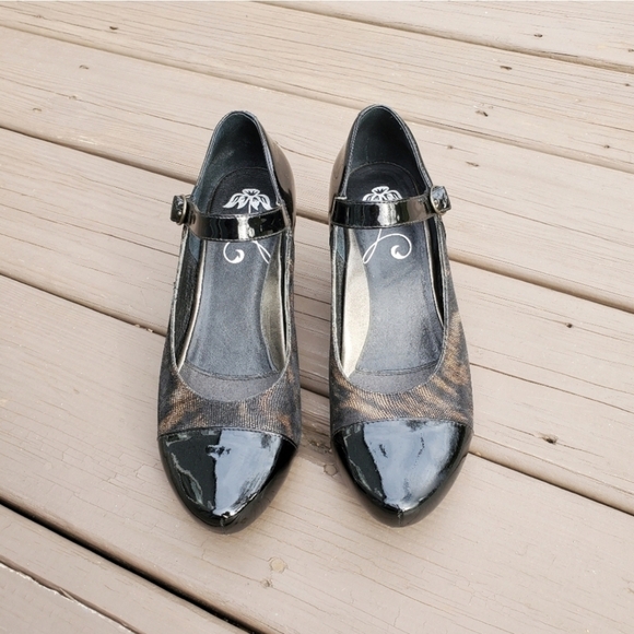 Dansko Bonnie Brown Animal Print Black Patent Leather Mary Jane Buckle Pumps 38 - Picture 5 of 8